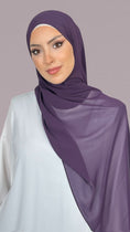 Carica l'immagine nel visualizzatore della galleria, Chiffon crepe Hijab Plum