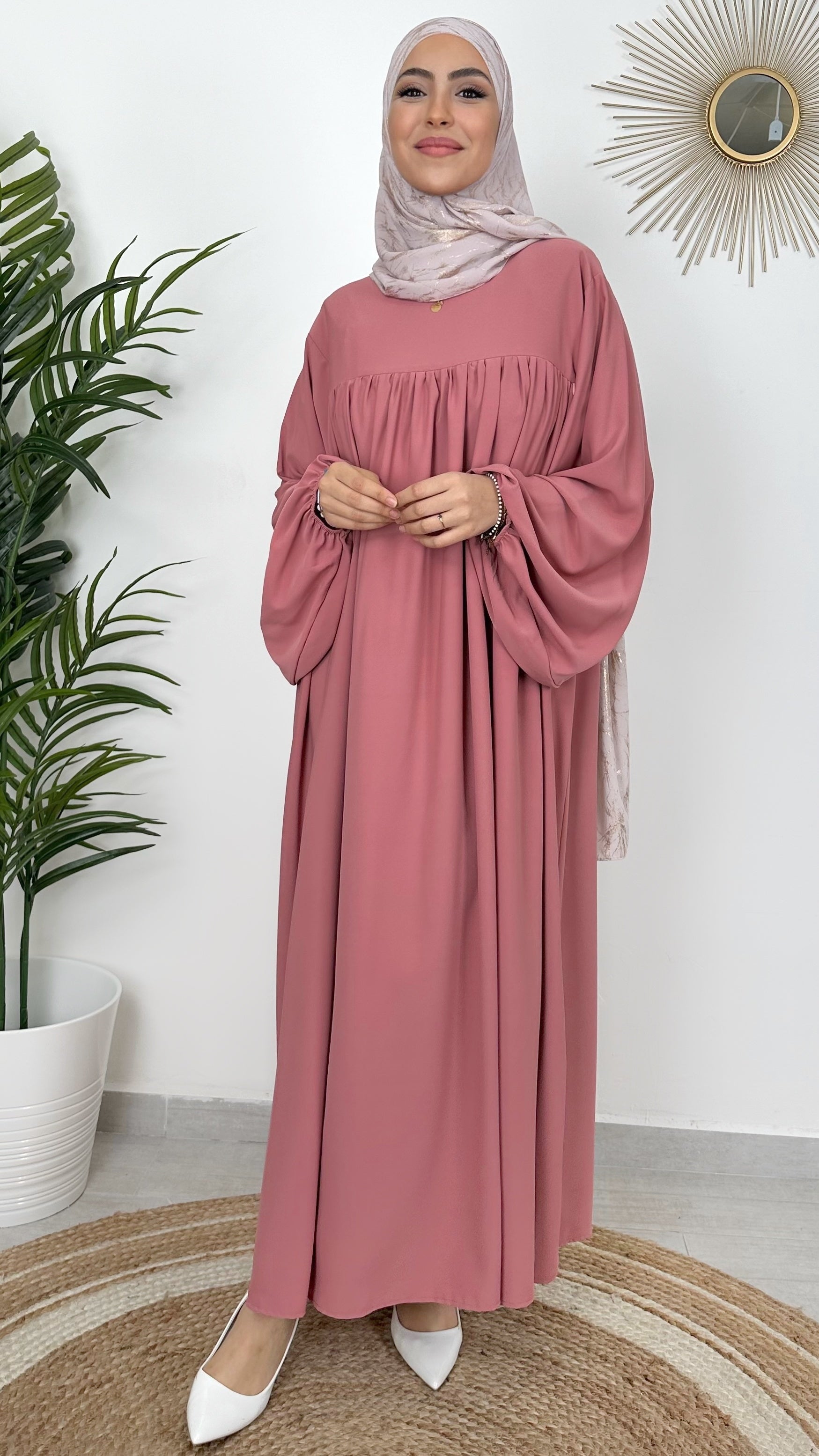 Abaya premaman, abaya larga , abaya con zip per allattare, Hijab , Hijab Paradise, maniche larghe, donna musulmana, tacchi , rosa 