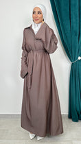 Carica l'immagine nel visualizzatore della galleria, Abito Cocoa Belt Elegance - Hijab Paradise
