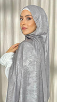 Load image into Gallery viewer, Hijab shiny
