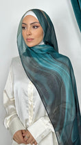 Load image into Gallery viewer, Hijab Fluid Art