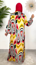 Carica l'immagine nel visualizzatore della galleria, Vestito Light giallo, decorazione rossa nera verde arancio, vestito over, Hijab, Hijab paradise, donna musulmana