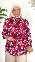 Carica l'immagine nel visualizzatore della galleria, Camicia graphic rossa, camicia, camicia lunga, camicia colorata, rosa, rosso, blu, Hijab paradise, donna con hijab, donna musulmana, abito modest