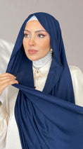Carica l'immagine nel visualizzatore della galleria, Jersey Hijab - Blu oltremare