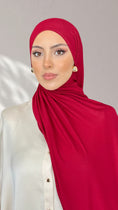 Carica l'immagine nel visualizzatore della galleria, Jersey Hijab - Bordeaux Regale