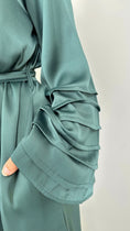 Carica l'immagine nel visualizzatore della galleria, Abaya Satistripes maniche pieghettate