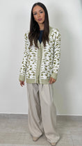 Carica l'immagine nel visualizzatore della galleria, Wild Knit Cardigan – Cardigan Fantasia Animalier
