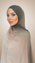 Carica l'immagine nel visualizzatore della galleria, Ombre Flow Hijab Olive Sand