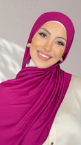 Carica l'immagine nel visualizzatore della galleria, Jersey Hijab - Magenta