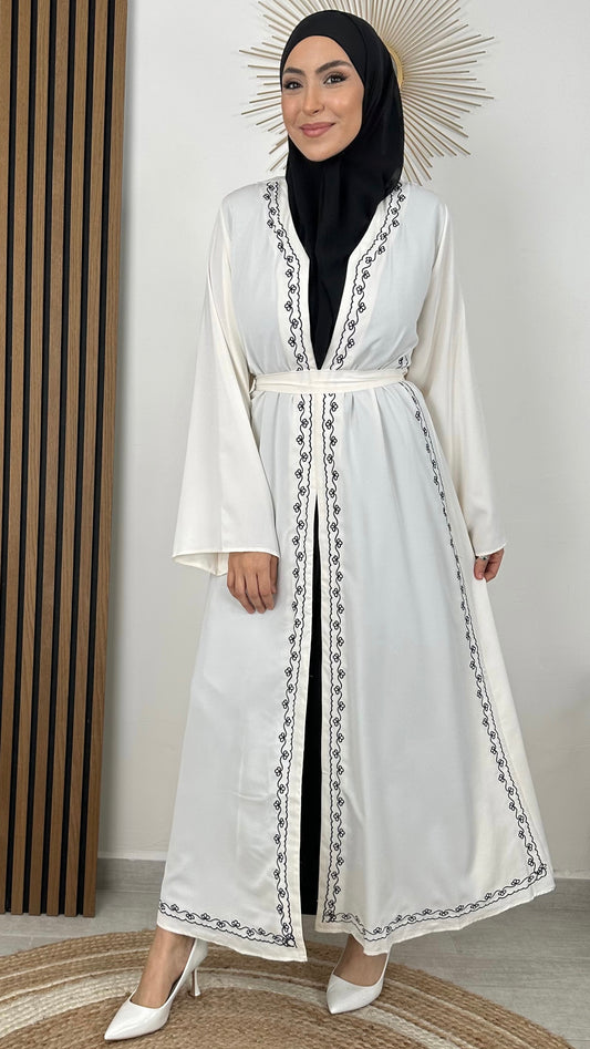 Kimono Crema Elegante con Ricami