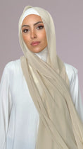 Carica l'immagine nel visualizzatore della galleria, Hijab Chiffon crepe Beige