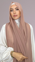 Carica l'immagine nel visualizzatore della galleria, Hijab Chiffon Crepe Rosargento