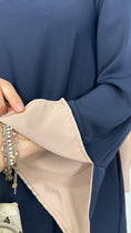 Carica l'immagine nel visualizzatore della galleria, Abaya bicolour Blu notte maniche beige