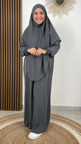 Carica l'immagine nel visualizzatore della galleria, Jilbab, khimar, abaya, sorriso, modest, abito da preghiera, islamico, grigio scuro. Hijab Paradise