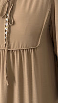 Carica l'immagine nel visualizzatore della galleria, Soft dress Beige