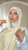 Carica l'immagine nel visualizzatore della galleria, Modal Hijab crema