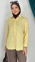 Carica l'immagine nel visualizzatore della galleria, Camicia simil satin yellow