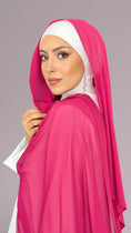 Carica l'immagine nel visualizzatore della galleria, Chiffon crepe Hijab - Fucsia Flame