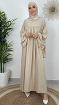 Carica l'immagine nel visualizzatore della galleria, Abaya premaman, abaya larga , abaya con zip per allattare, Hijab , Hijab Paradise, maniche larghe, donna musulmana, tacchi , beige