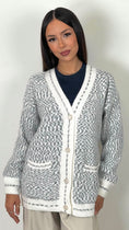 Carica l'immagine nel visualizzatore della galleria, Cardigan “Elegant Knit Button”