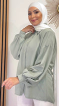 Carica l'immagine nel visualizzatore della galleria, Camicia verde simple, hijab jersey bianco, donna musulmana
