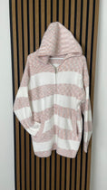 Cargar la imagen en la vista de la galería, Cardigan “Soft Stripes Hoodie”
