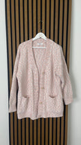 Cargar la imagen en la vista de la galería, Cardigan Speckle Cozy