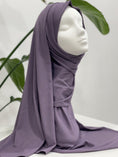 Carica l'immagine nel visualizzatore della galleria, Hijab, chador, velo, turbante, foulard, copricapo, musulmano, islamico, sciarpa, Hijab Jersey Lavanda-orlo Flatlock
