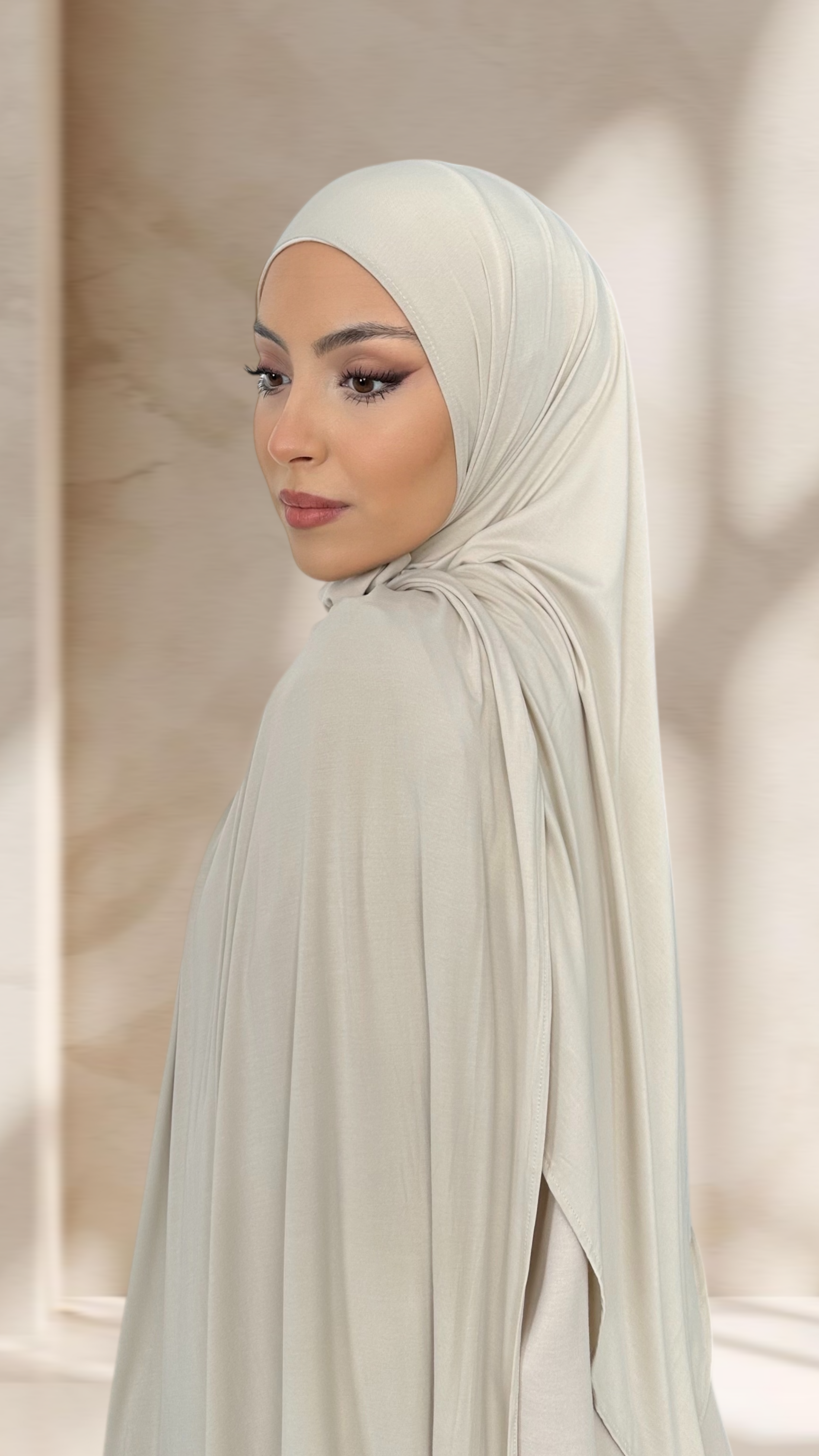 Bamboo Hijab Beige