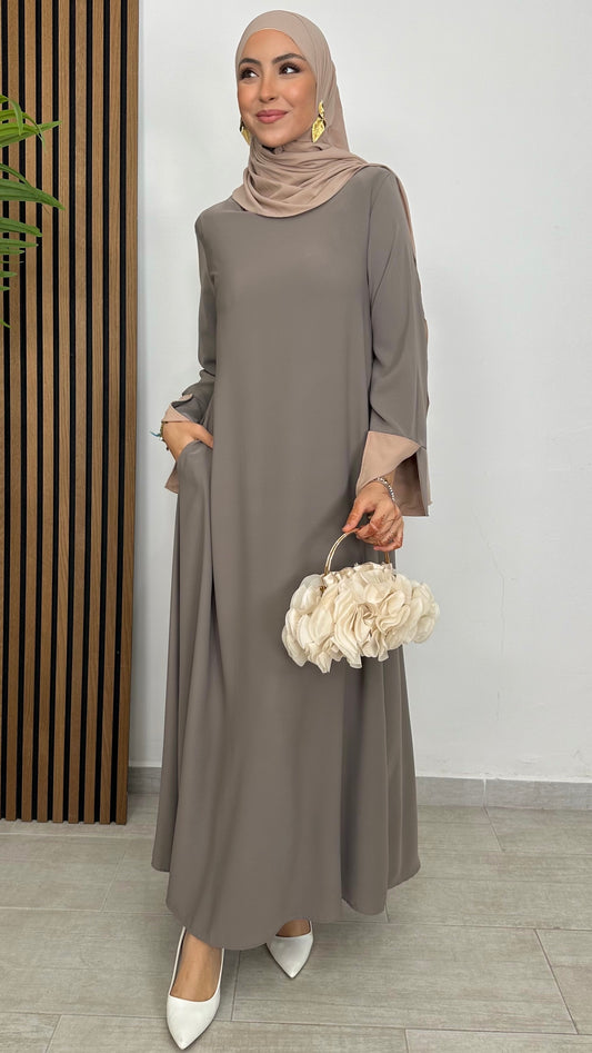 Brown bicolour abaya