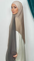 Carica l'immagine nel visualizzatore della galleria, Soft Gradient Crepe - Hijab Paradise 
