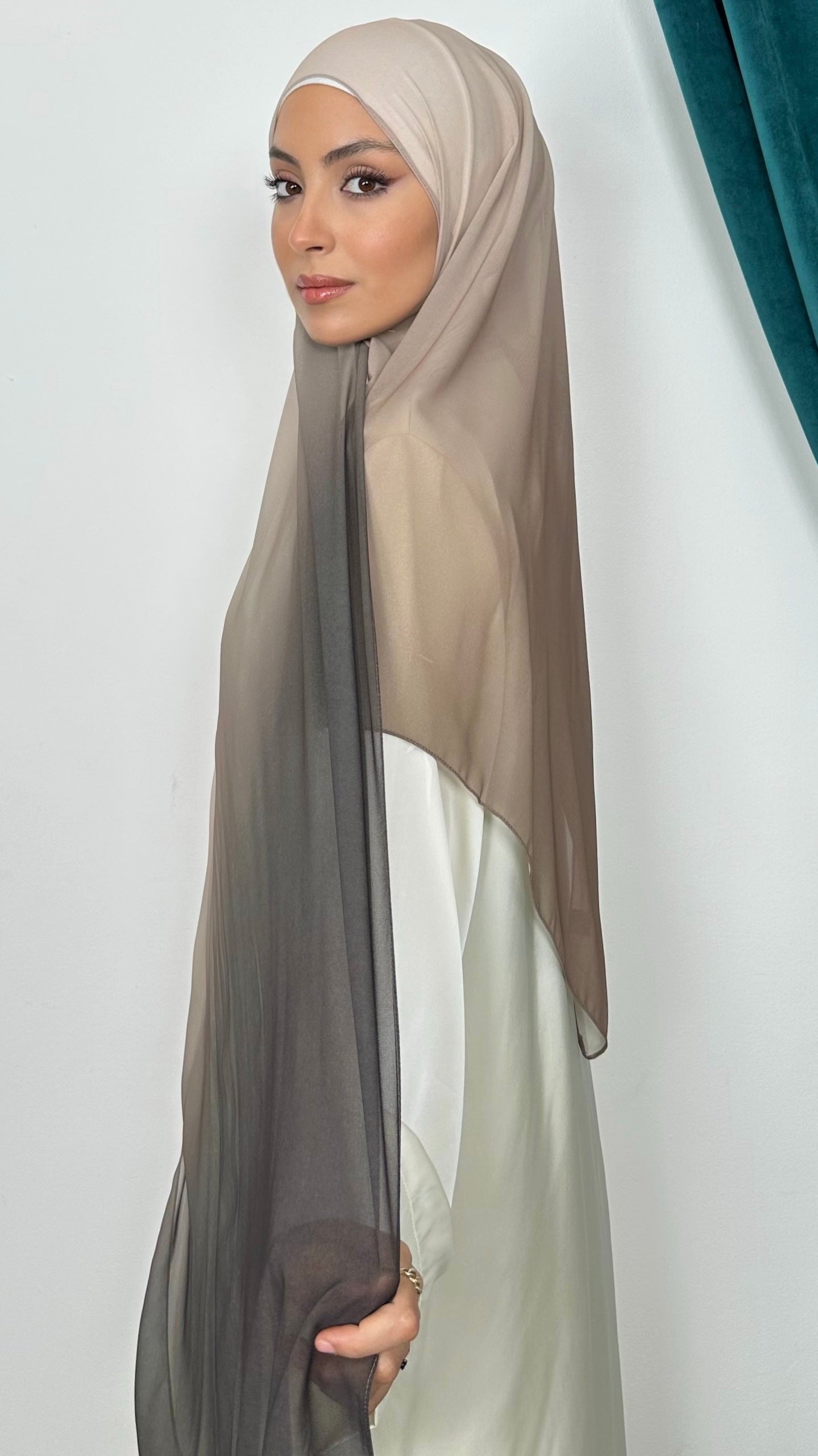 Soft Gradient Crepe - Hijab Paradise 