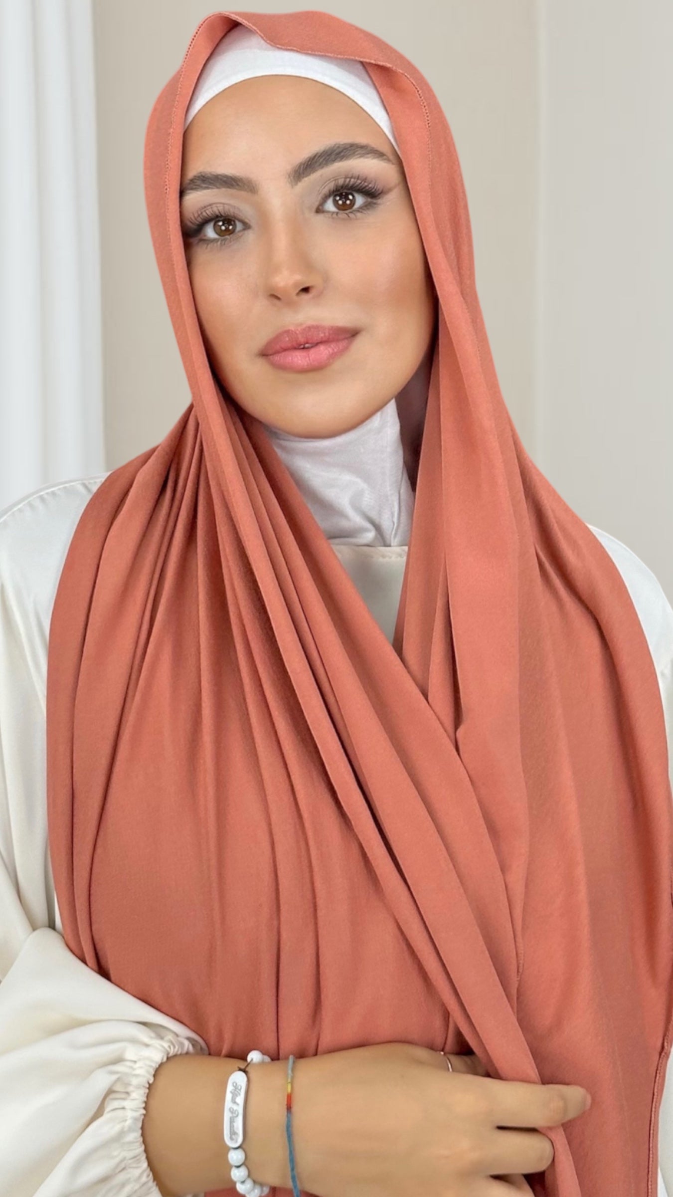 Hijab Jersey rosa rubicondo-orlo Flatlock - Hijab Paradise Hijab, chador, velo, turbante, foulard, copricapo, musulmano, islamico, sciarpa, Hijab Jersey rosa rubicondo-orlo Flatlock