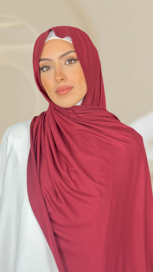 Hijab Jersey Bordeaux scuro orlo Flatlock