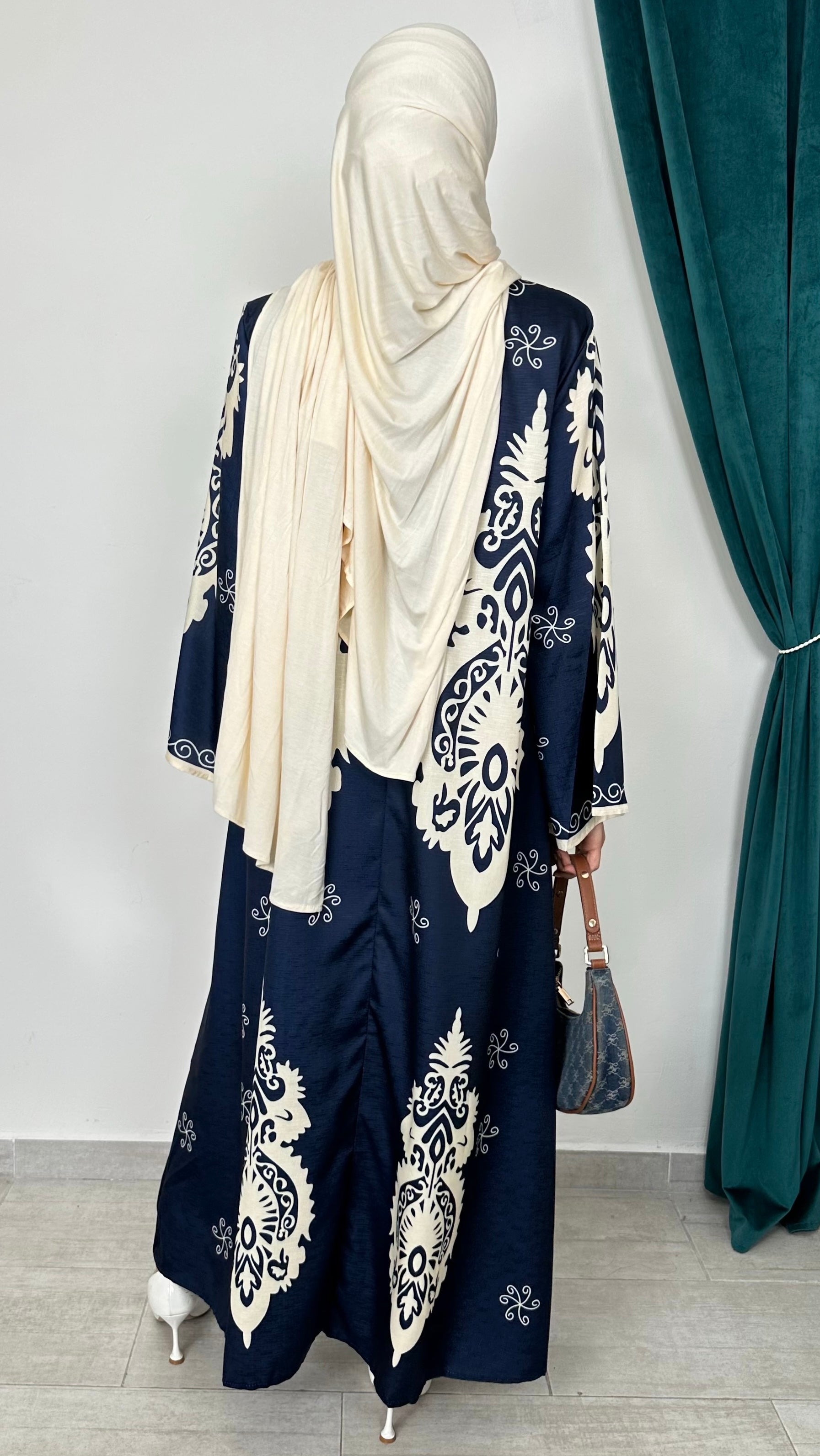 Arabesque Abaya Blu Notte - Hijab Paradise 