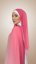 Carica l'immagine nel visualizzatore della galleria, Ombre Flow Hijab Rose Blush
