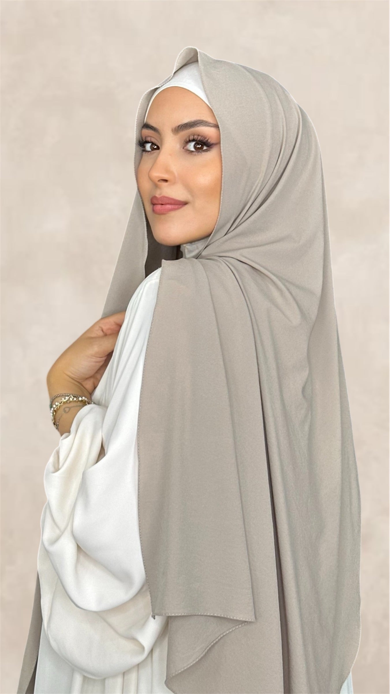 Slim Hijab Tortora Pastello