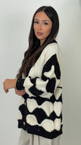 Load image into Gallery viewer, Cardigan “Geometric Chic”
