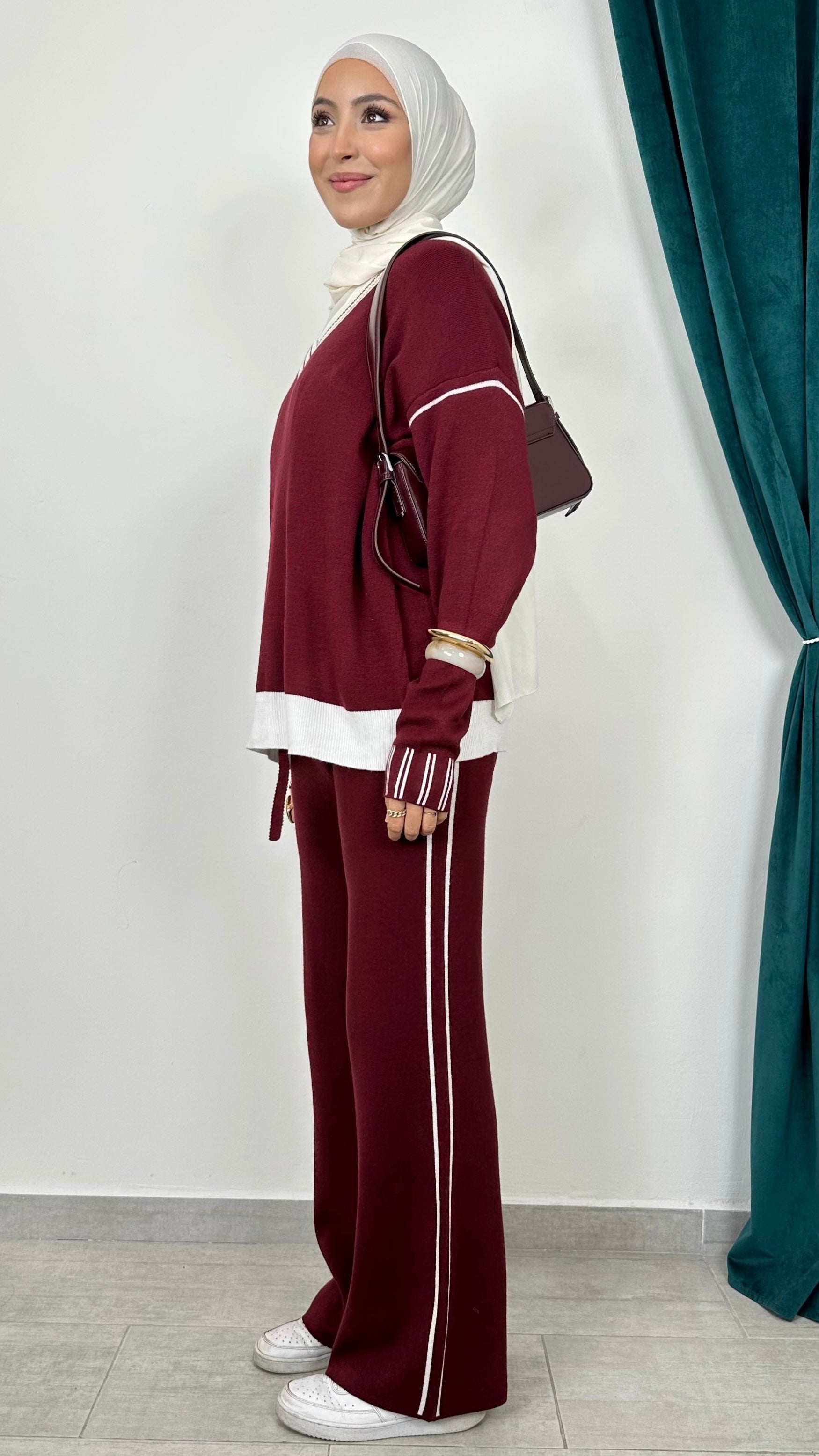 Urban Chic Set – Completo Maglia con Dettagli a Contrasto