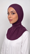 Carica l'immagine nel visualizzatore della galleria, Buttoned Ready Hijab
