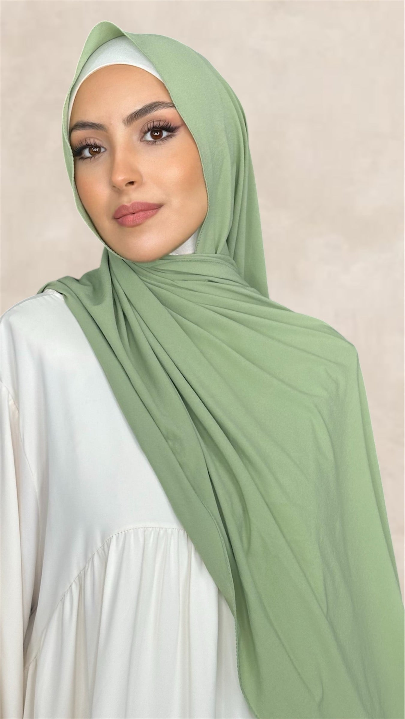 Slim Hijab Verde Veneziane