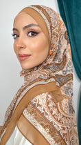 Load image into Gallery viewer, Square Hijab Mosaic
