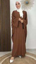 Cargar la imagen en la vista de la galería, Abaya Layers- Hijab Paradise - Donna musulmana - hijab bianco -donna elegante- omra outfit - hajj outfit - donna musulmana - sorriso  -tacchi bianchi
