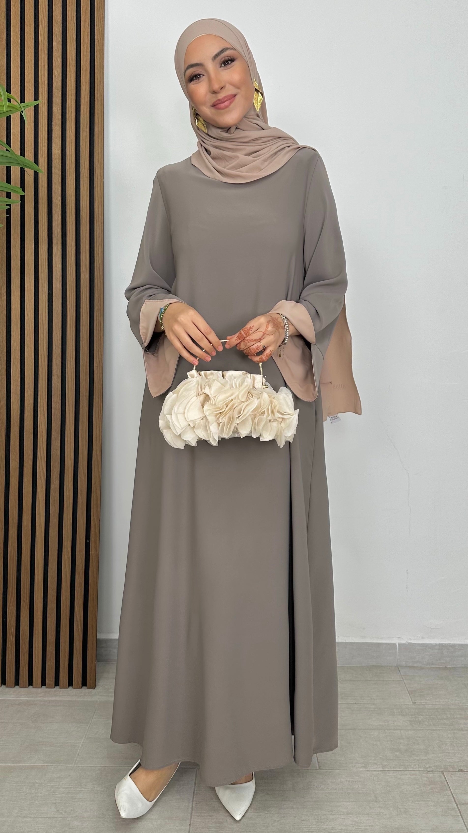 Brown bicolour abaya