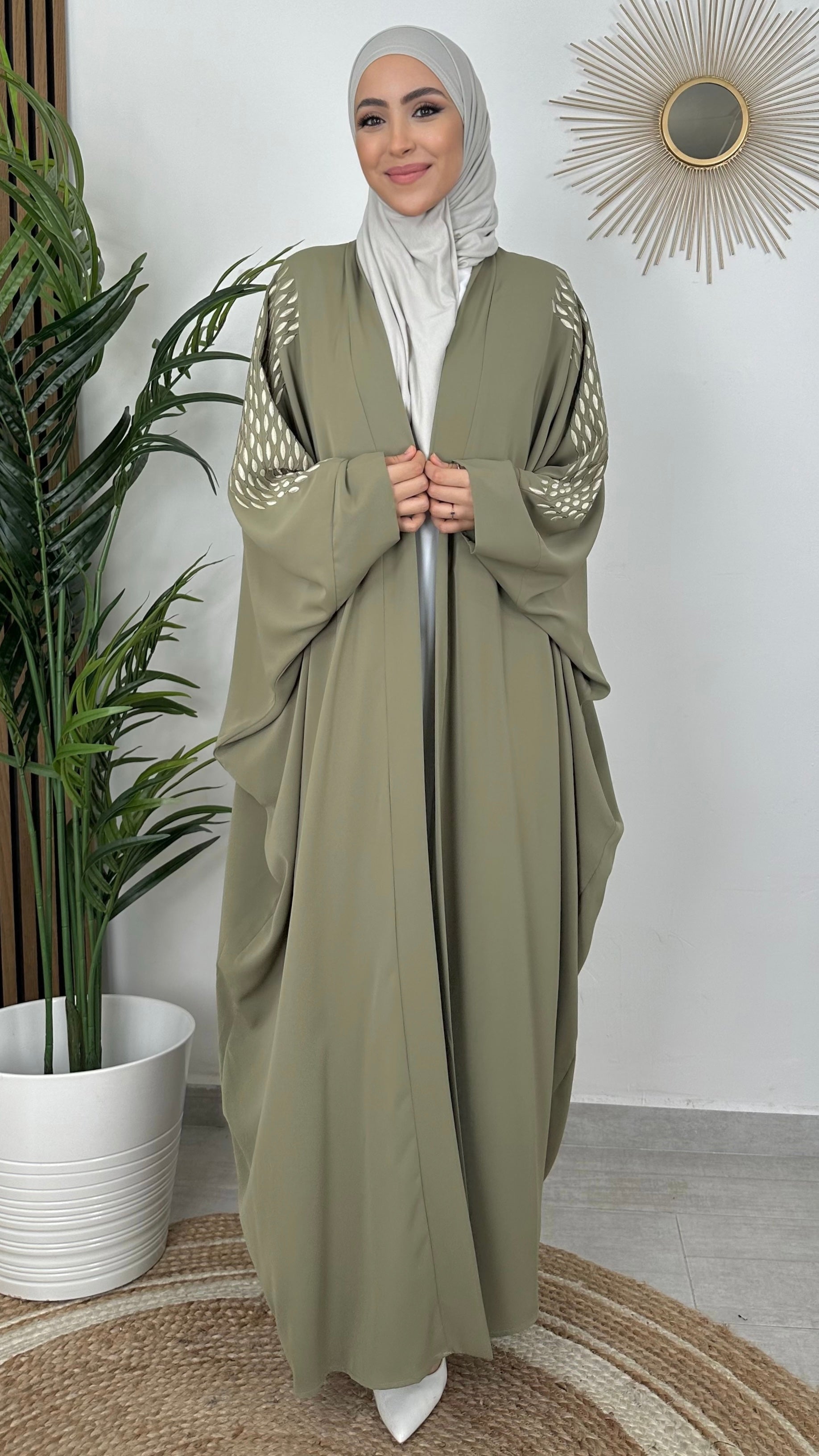 Kimono, oversize, kimono largo, particolarità sulle maniche spalle, donna musulmana, Hijab, Hijab Paradise 