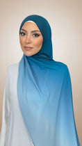 Carica l'immagine nel visualizzatore della galleria, Ombre Flow Hijab Ocean Teal
