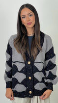 Load image into Gallery viewer, Cardigan “Geometric Chic”
