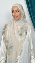 Charger l'image dans la visionneuse de la galerie, Hijab Bloom Veil

