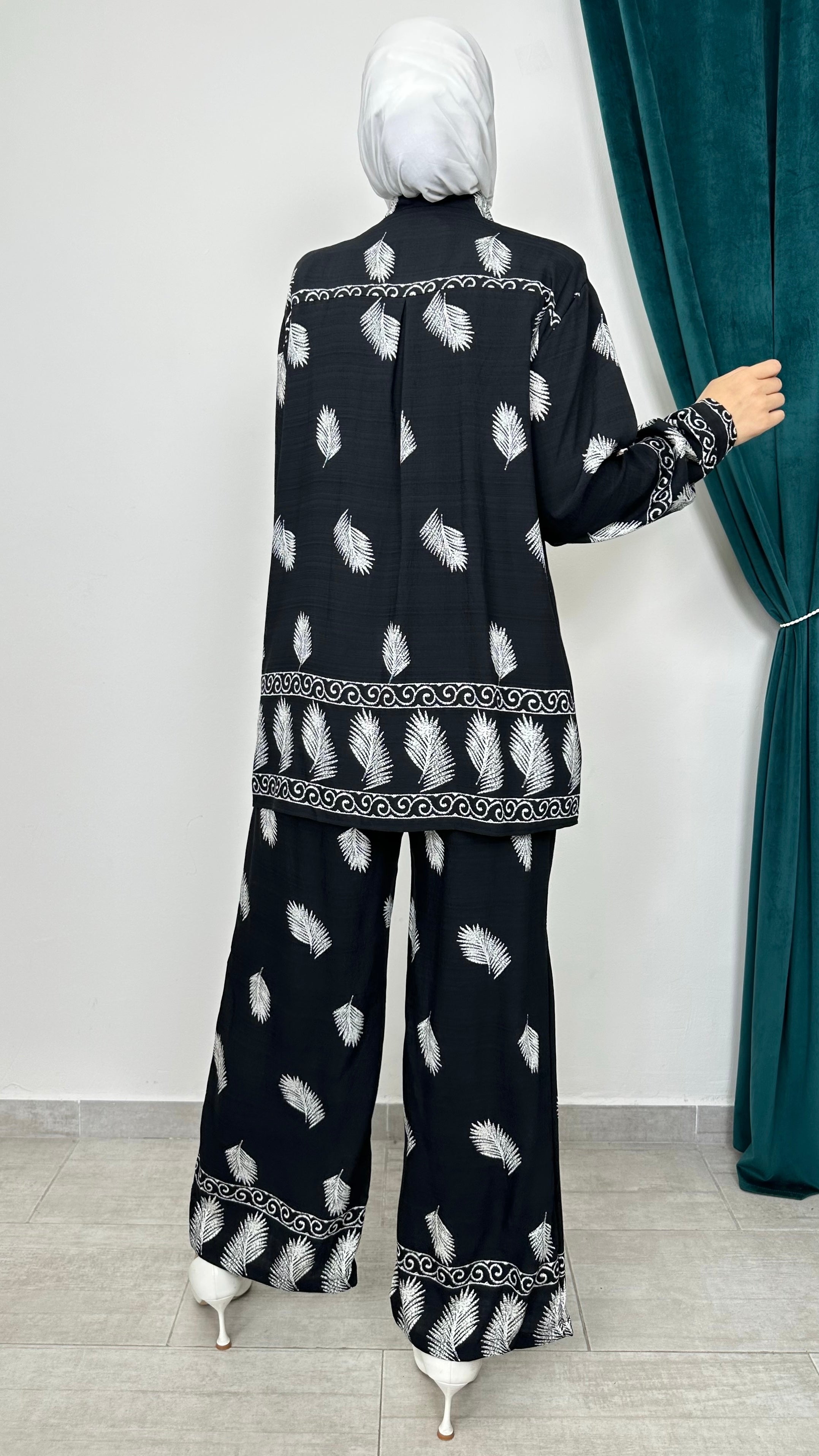 Coastal Palm Set Nero