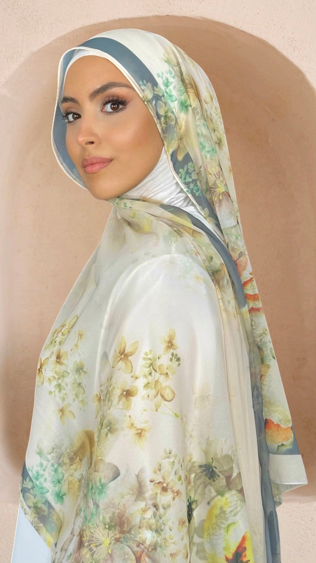 Blossom Hijab, Hijab con fantasia, hijab floreale, colorato, Hijab paradise